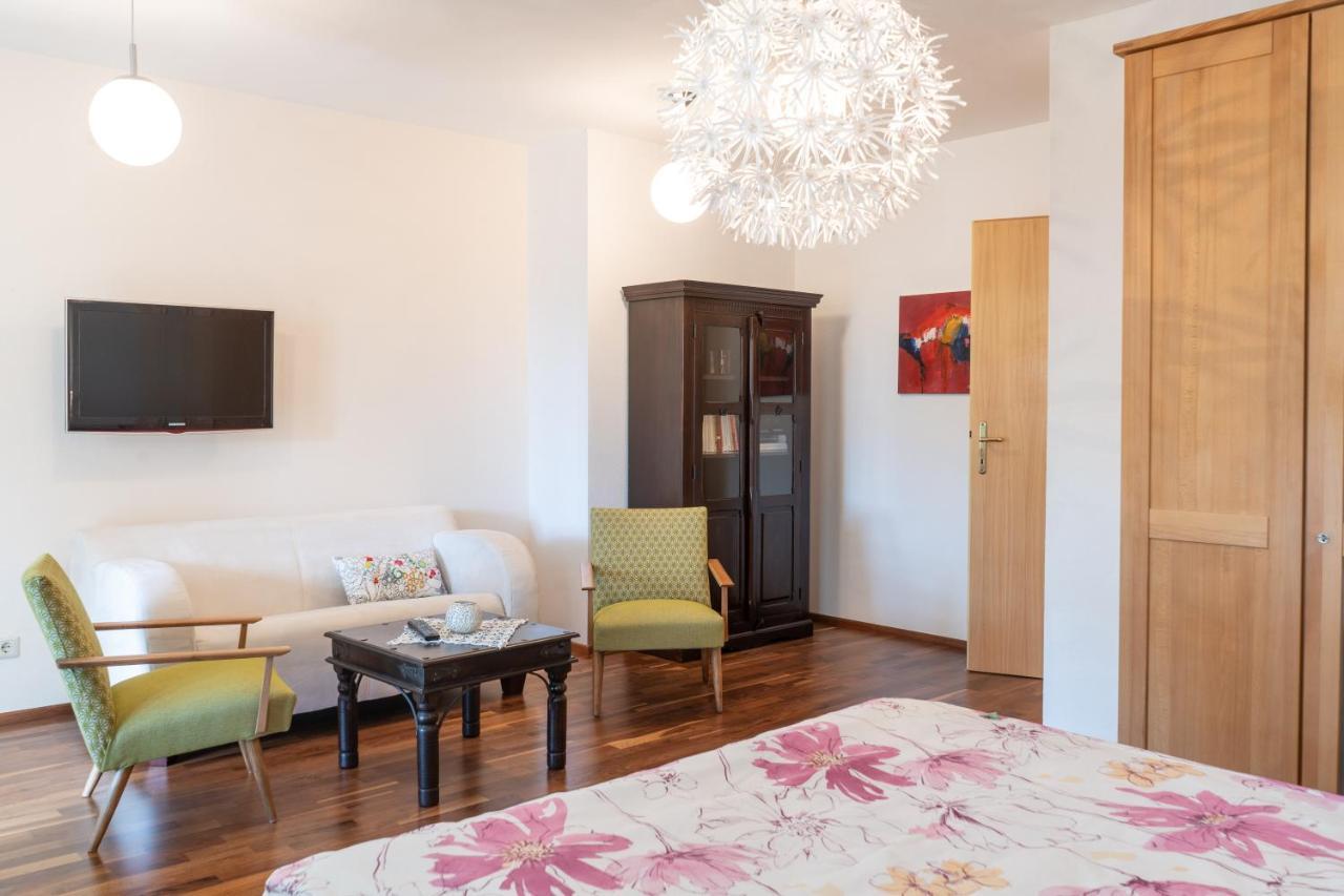 Apartment Salzburg City&Lake Elixhausen Kültér fotó